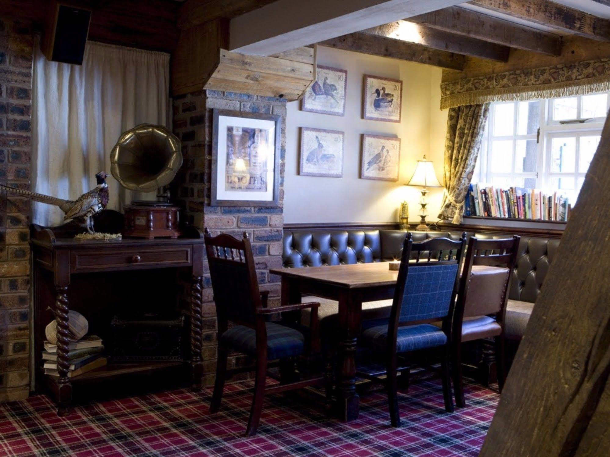 נאנטוויץ' The Swan Inn מראה חיצוני תמונה